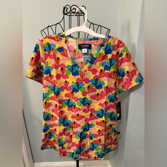 NEW French Bull by Koi Small S Women Floral scrub top Lulu Bora Bora Bulldog - Picture 1 of 13